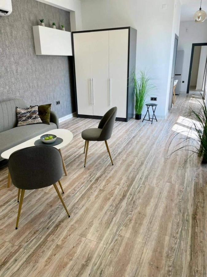 Zovuni Grey House 아파트 호텔 외부 사진