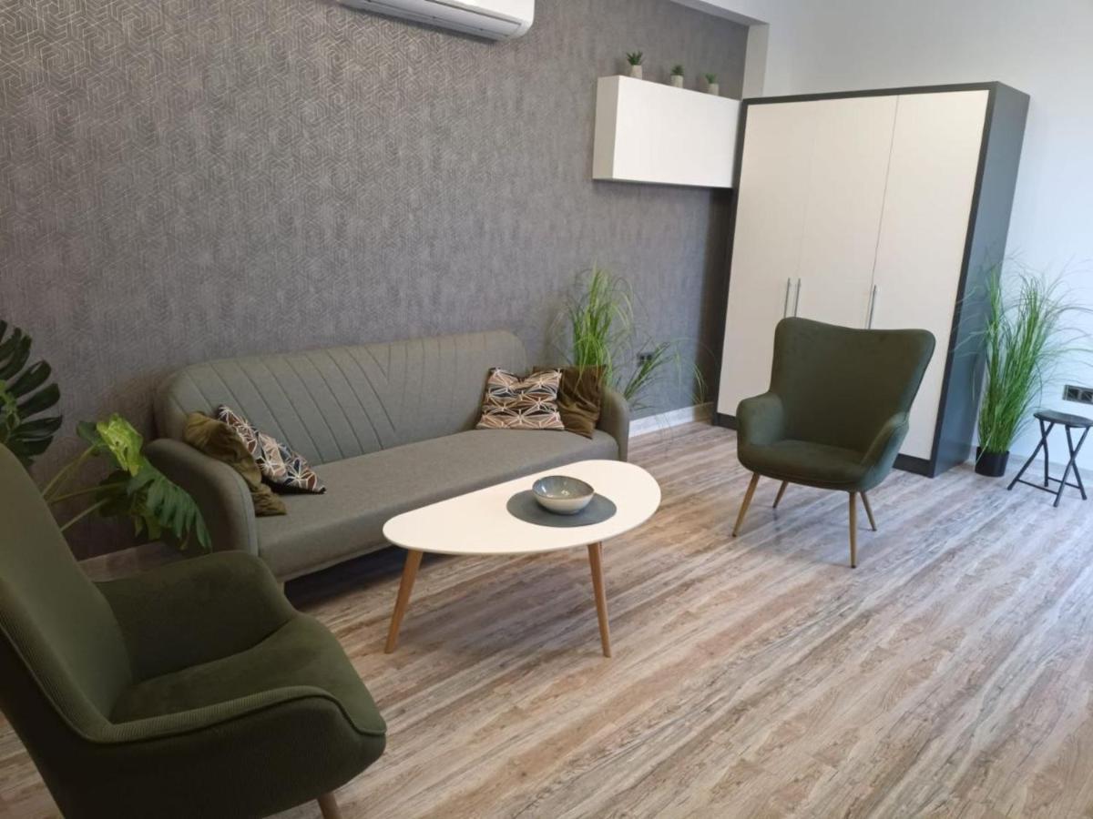 Zovuni Grey House 아파트 호텔 외부 사진