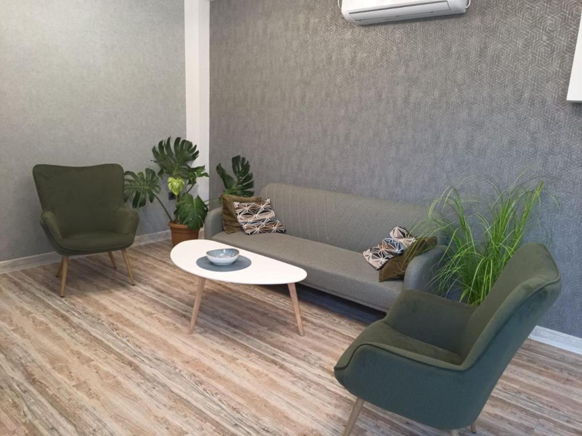 Zovuni Grey House 아파트 호텔 외부 사진